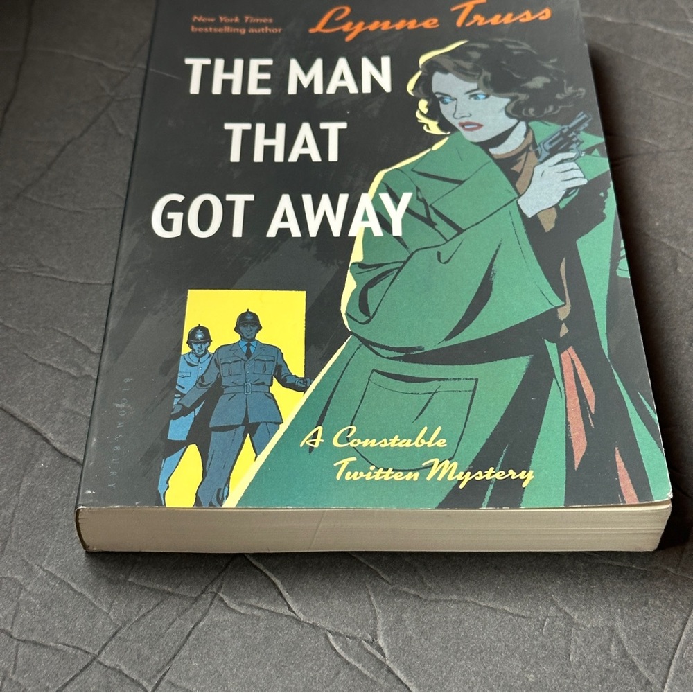 The Man That Got Away by Lynne Truss | Fiction, Mystery | Paperback Book - Picture 4 of 7